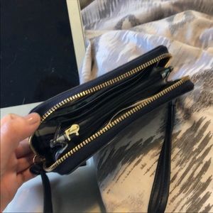 Tory Burch Bags - Tory Burch Wallet Tory Burch Bags - Tory Burch Wallet